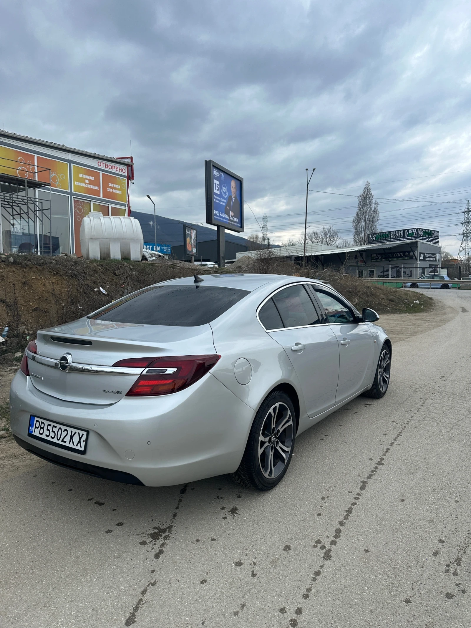Opel Insignia 2.0 CDTI   Реални километри , снимка 5 - Автомобили и джипове - 53926881