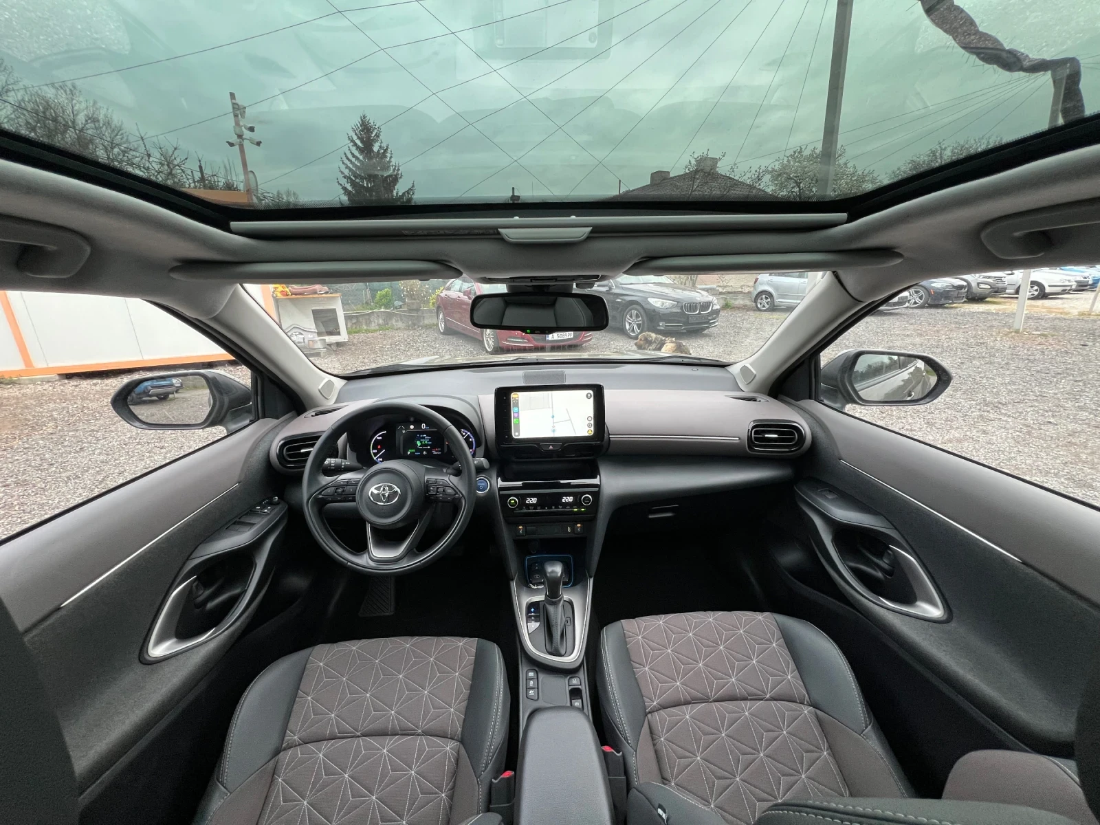 Toyota Yaris Cross 1.5 HYBRID ��������/����/��� ������/������/���� | Mobile.bg � ����������� 15