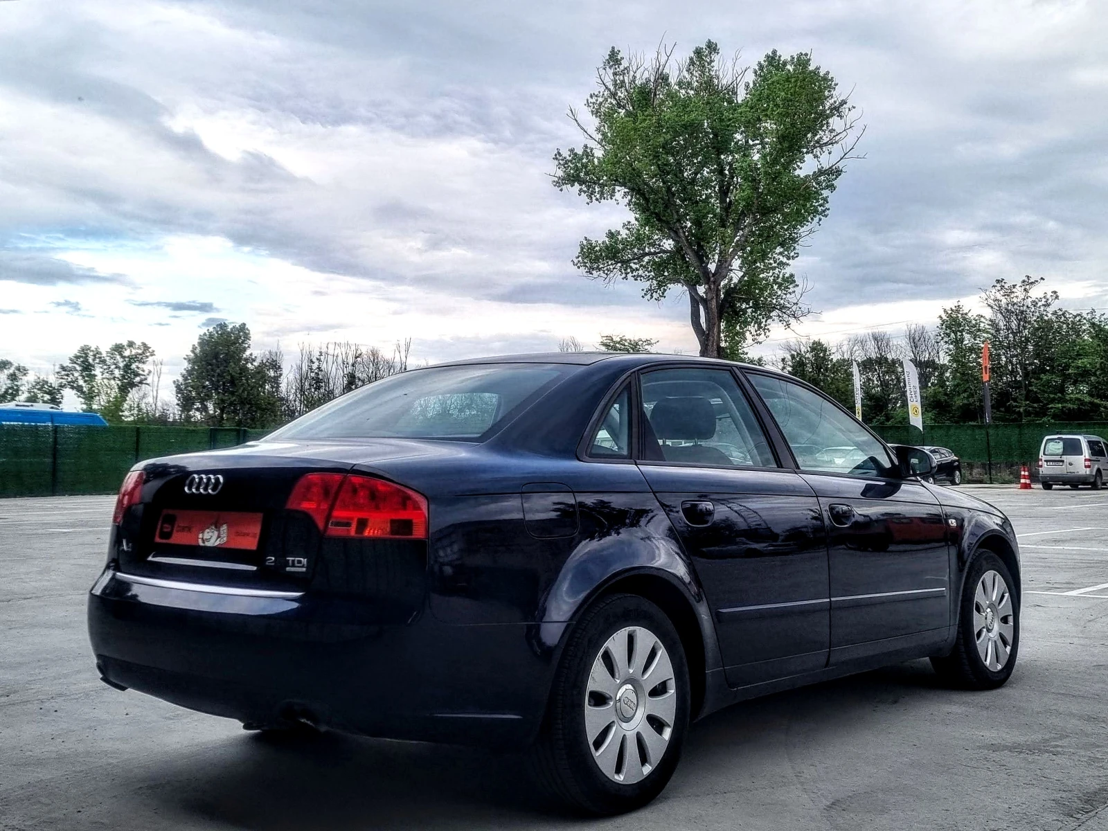 Audi A4 2.0 TDI 8v 140 к.с. BPW 4x4 QUATTRO, снимка 11 - Автомобили и джипове - 54489368