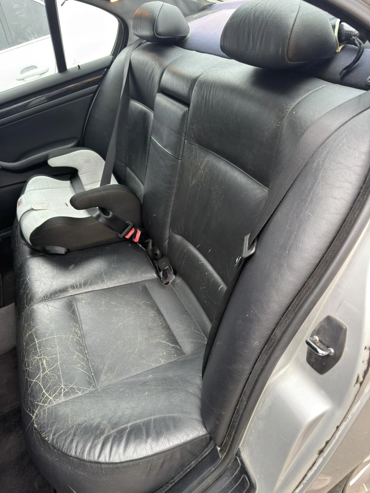 BMW 320, снимка 11 - Автомобили и джипове - 54876983