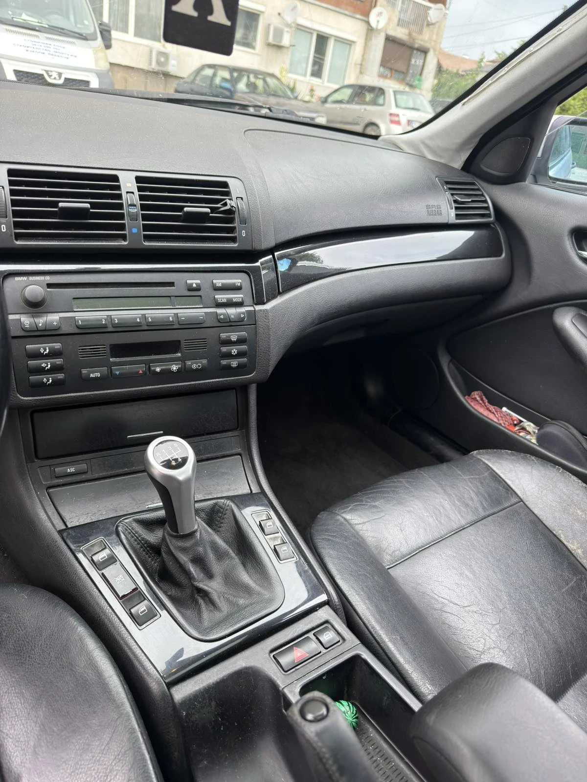 BMW 320, снимка 7 - Автомобили и джипове - 54876983