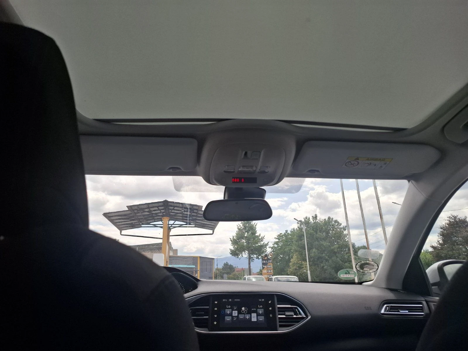 Peugeot 308 1.6HDI 120k.c, снимка 10 - Автомобили и джипове - 55378462