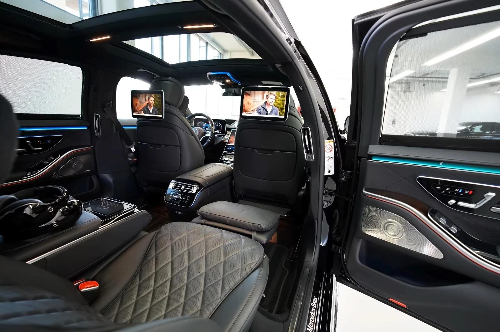 Mercedes-Benz S 450 FACELIFT* 4 MATIC* AMG* 3 TV* EXCLUSIVE* LONG* , снимка 16 - Автомобили и джипове - 55702186