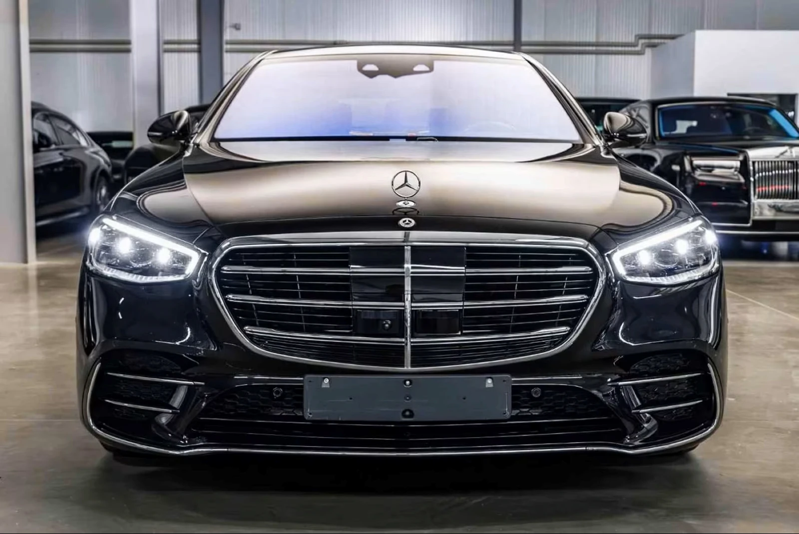 Mercedes-Benz S 450 FACELIFT* 4 MATIC* AMG* 3 TV* EXCLUSIVE* LONG* , снимка 2 - Автомобили и джипове - 55702186