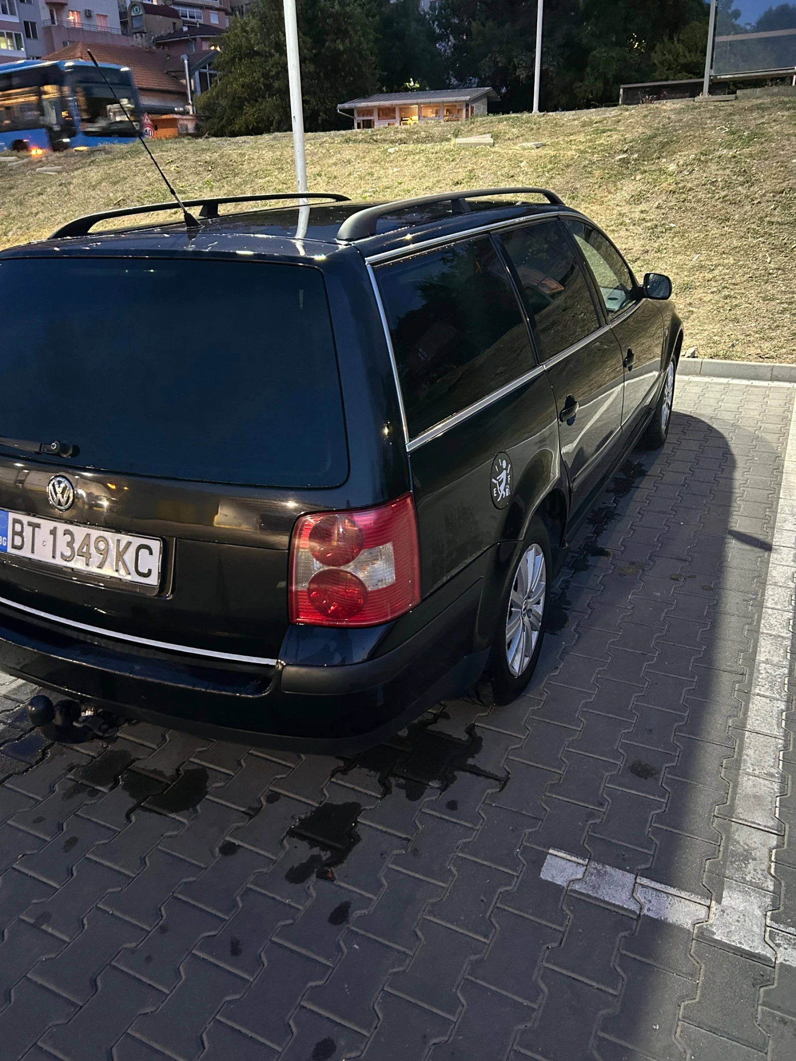 VW Passat, снимка 2 - Автомобили и джипове - 55775149