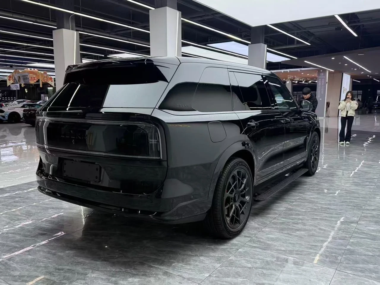 Zeekr 9X OBSIDIAN BLACK 70kw  | Mobile.bg � ����������� 6