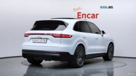 Porsche Cayenne * 3.0E-Hybrid* ПОДГРЕВ* ОБДУХВАНЕ* 360* ПАНОРАМА* , снимка 2