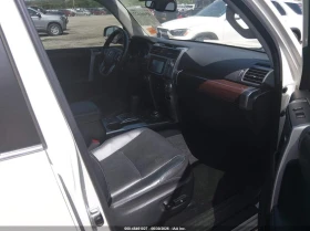 Toyota 4runner LIMITED* 4x4* ПОДГРЕВ* КАМЕРА* ШИБИДАХ* , снимка 10