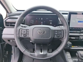 Toyota Rav4 * XLE AWD * КОЖА * BLIND SPOT * CARFAX * , снимка 12