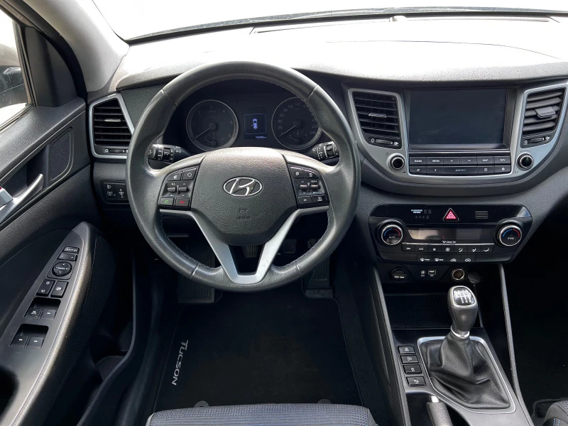 Hyundai Tucson 1.7CRDI нави, камера, снимка 11 - Автомобили и джипове - 46477527