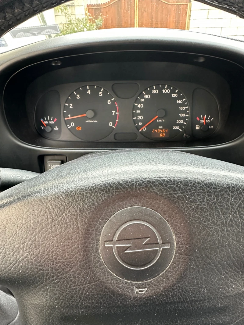 Opel Frontera В3.2, снимка 8 - Автомобили и джипове - 48175709