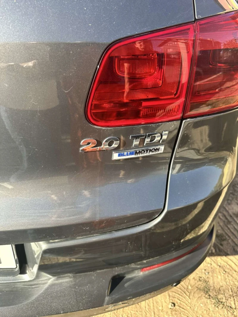 VW Tiguan 2.0 140кс , снимка 2 - Автомобили и джипове - 52275451