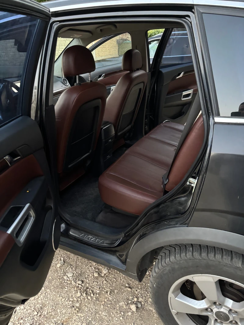 Opel Antara, снимка 10 - Автомобили и джипове - 51789802