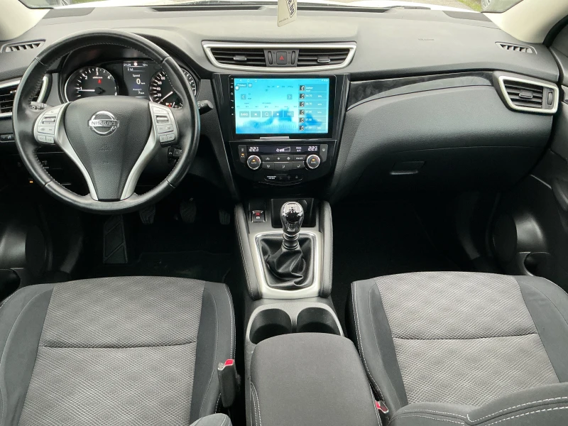 Nissan Qashqai 1.6 DCI, снимка 15 - Автомобили и джипове - 52445903