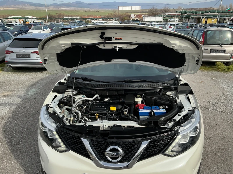 Nissan Qashqai 1.6 DCI, снимка 11 - Автомобили и джипове - 52445903