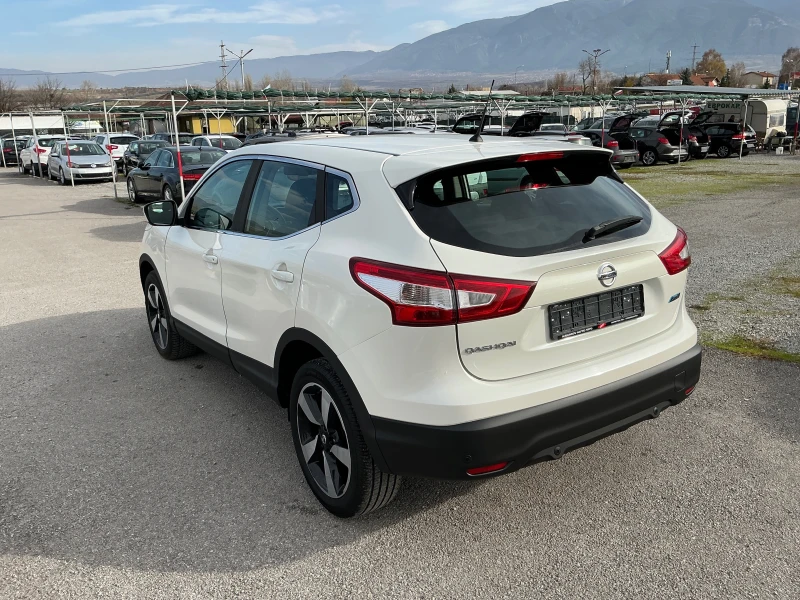 Nissan Qashqai 1.6 DCI, снимка 5 - Автомобили и джипове - 52445903