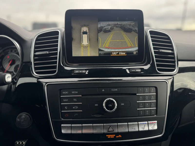 Mercedes-Benz GLS 63 AMG Premium, снимка 17 - Автомобили и джипове - 53244386