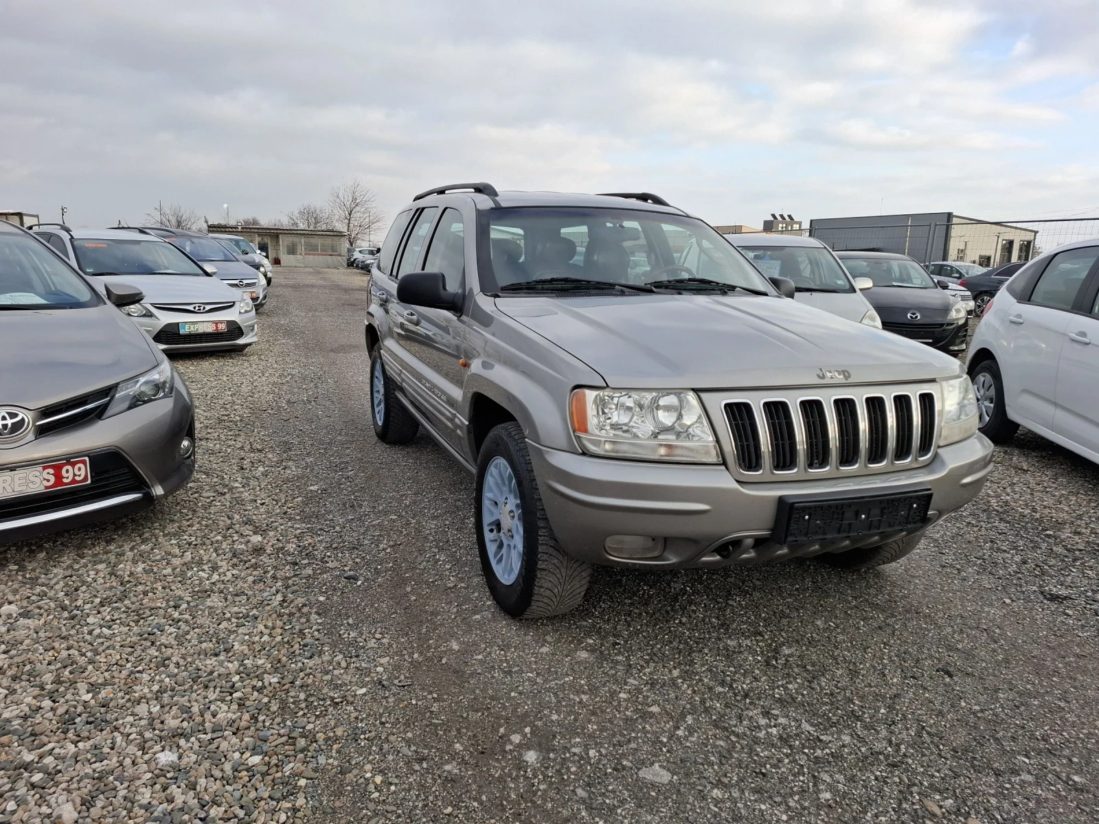 Jeep Grand cherokee 4000i 4x4 - изображение 2