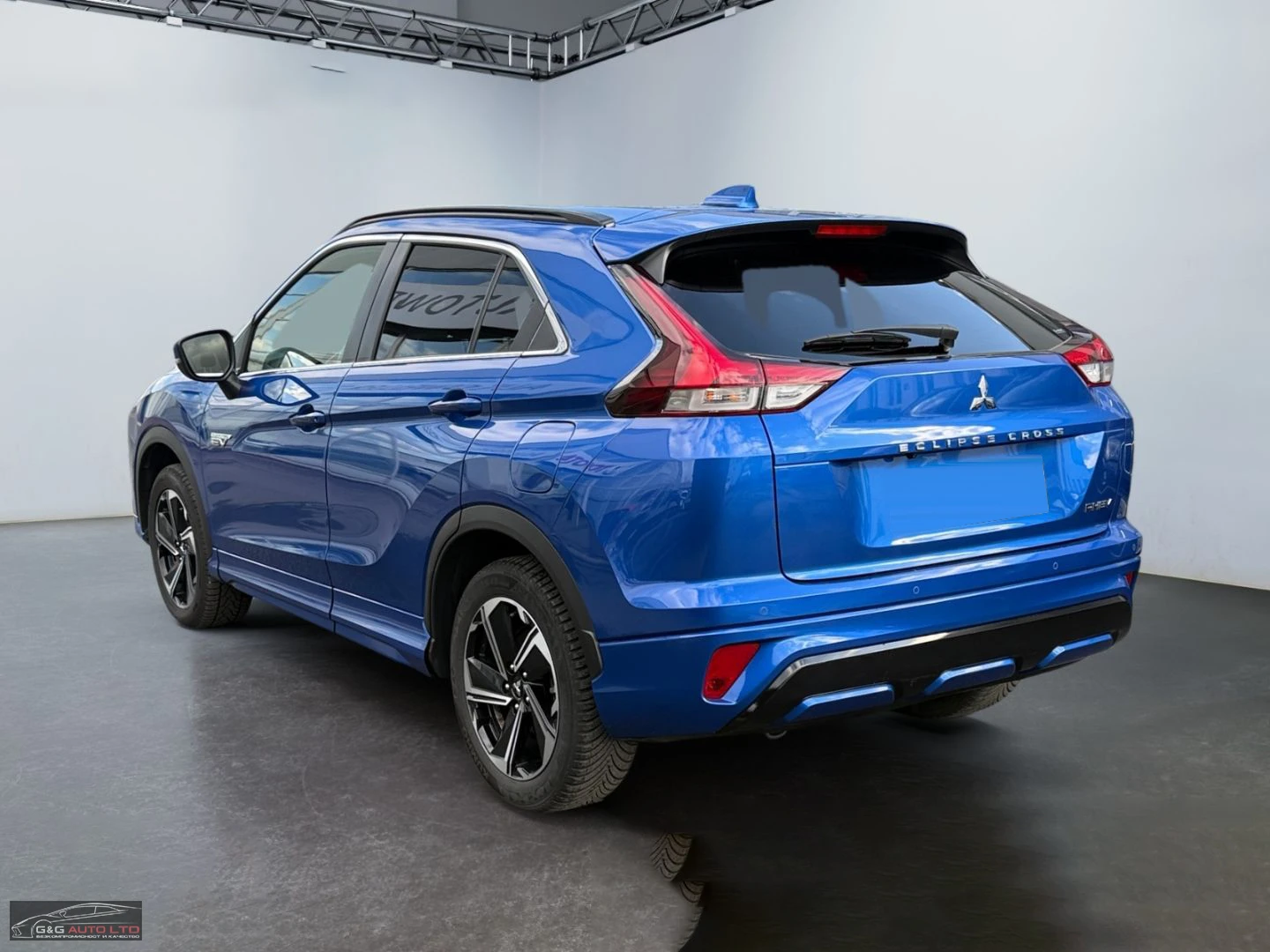 Mitsubishi Eclipse Cross PHEV/188HP/SELECT/4X4/CAM/NAV/LED/ACC/CARPLAY/394v - изображение 4