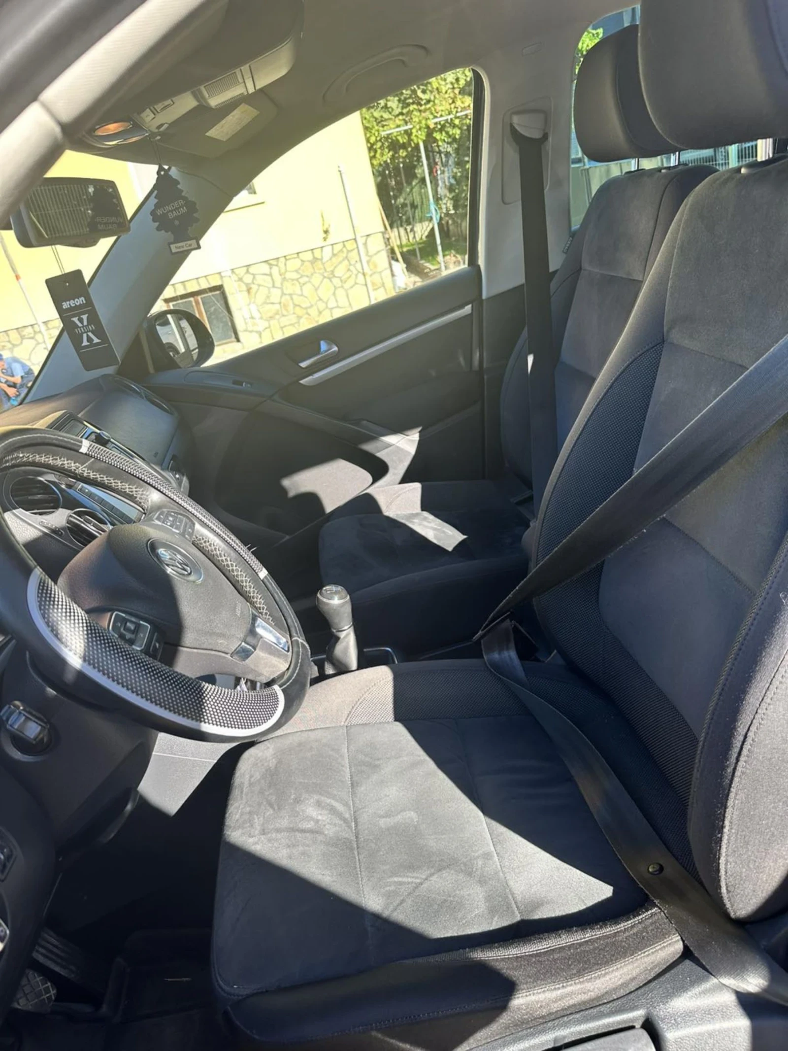 VW Tiguan 2.0 140  | Mobile.bg   7