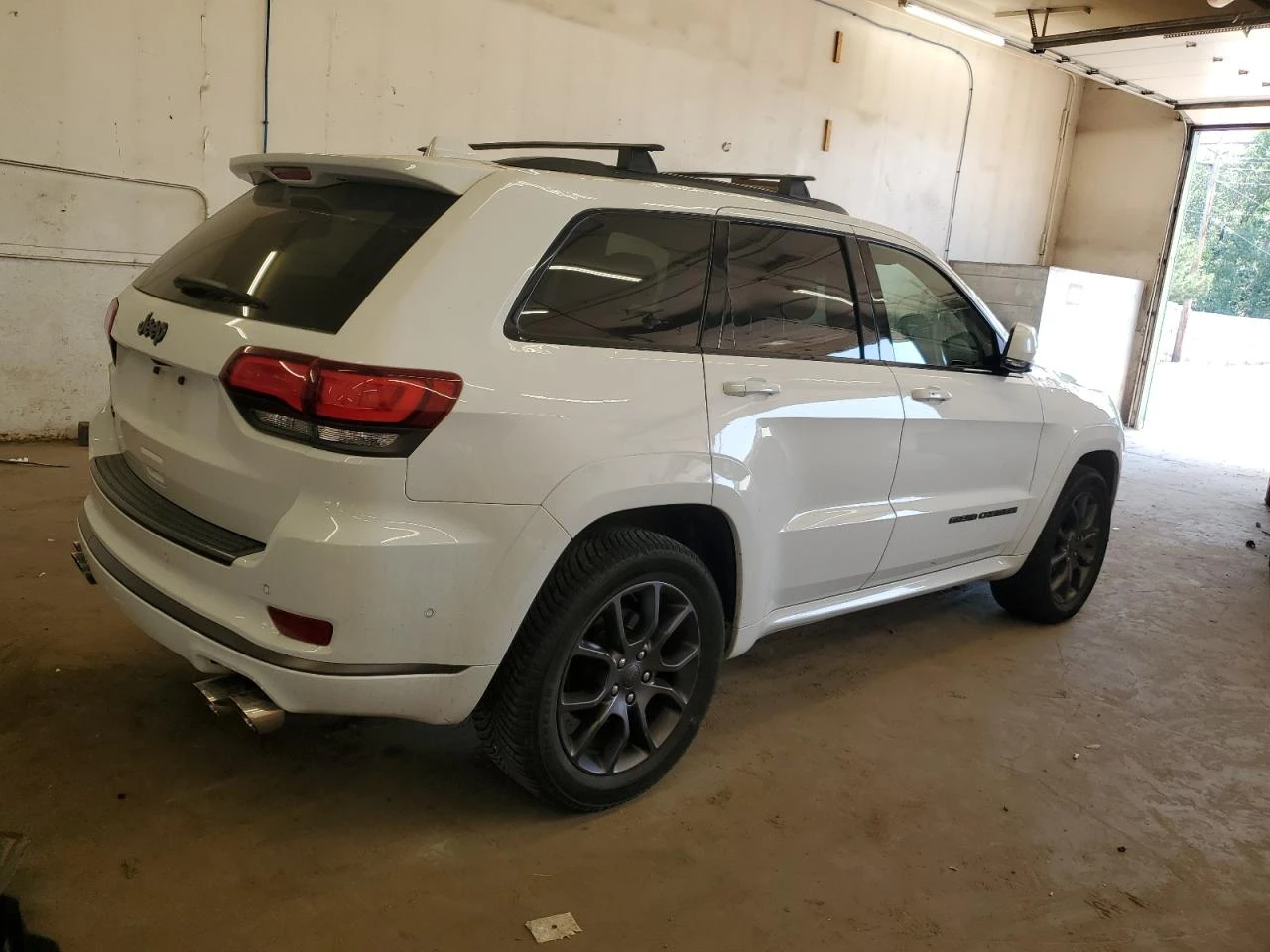 Jeep Grand cherokee 2021 JEEP GRAND CHEROKEE OVERLAND - изображение 4