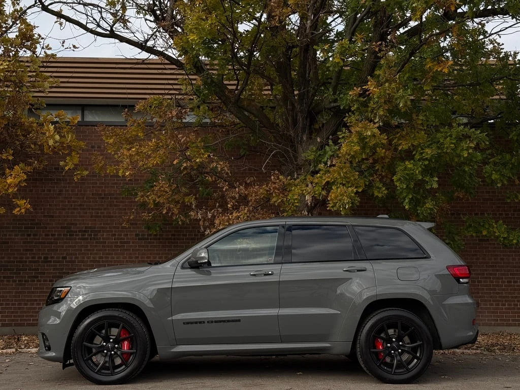 Jeep Grand cherokee * SRT * CARFAX * БЕЗ ПЪРВОНАЧАЛНА ВНОСКА - изображение 2