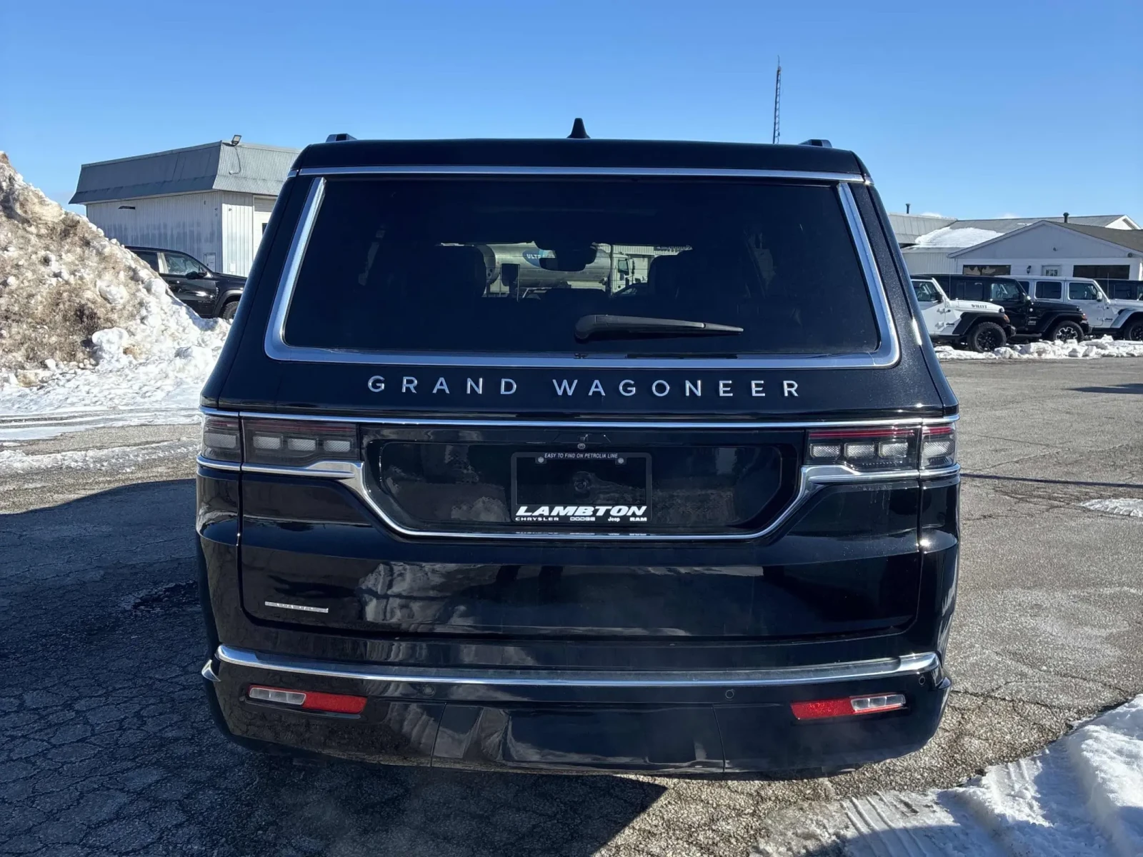 Jeep Grand Wagoneer 4x4 * CARFAX*  - изображение 4