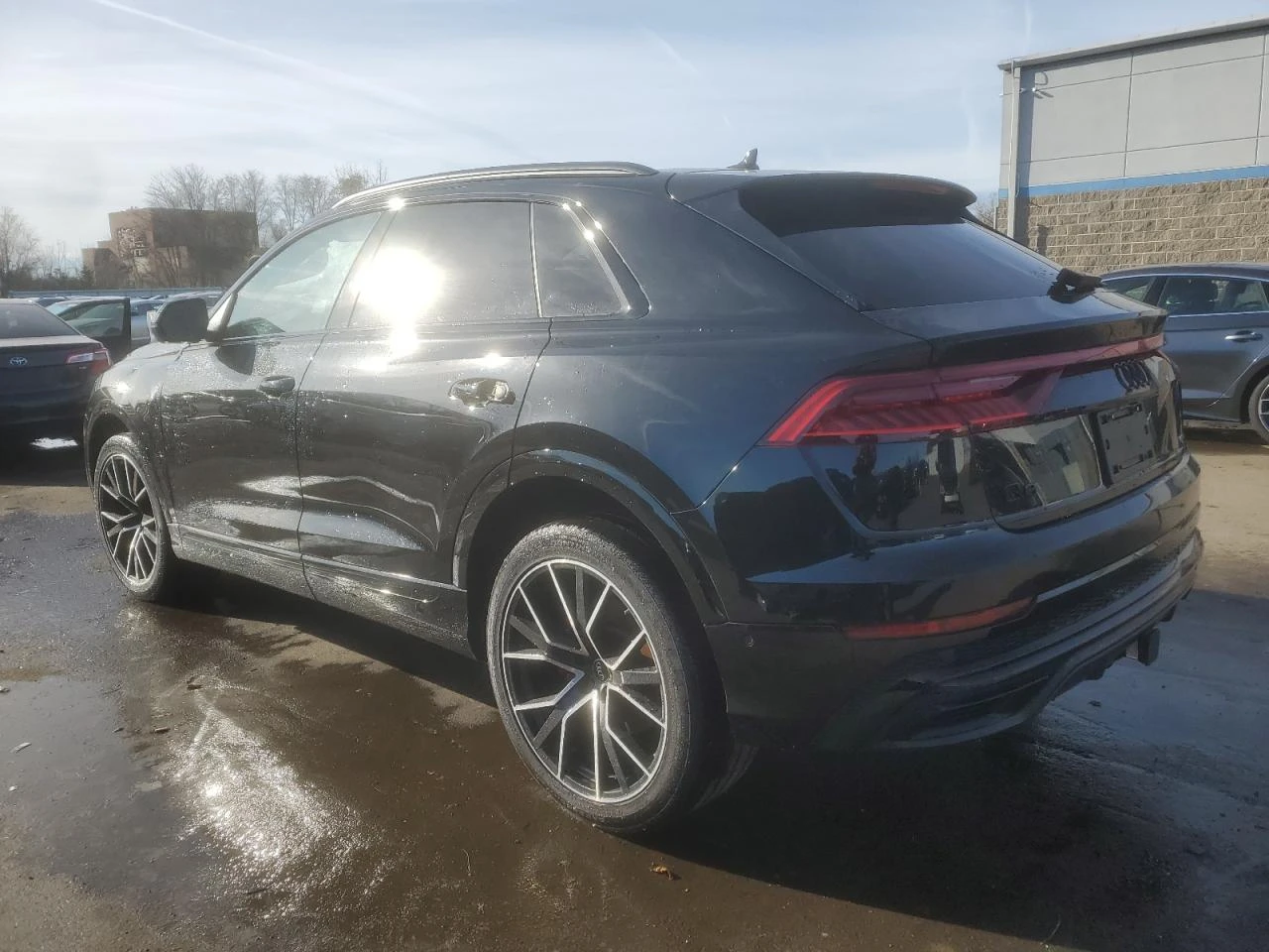 Audi Q8 PREMIUM PLUS S-LINE| DISTRONIC| MATRIX| B&O| HuD| , снимка 6 - Автомобили и джипове - 53748981