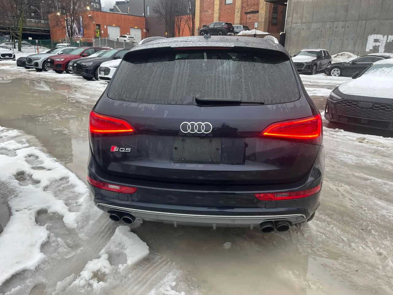 Audi SQ5 3.0T Technik/CARFAX/Подгрев/Пано/Клип, снимка 5 - Автомобили и джипове - 53940135
