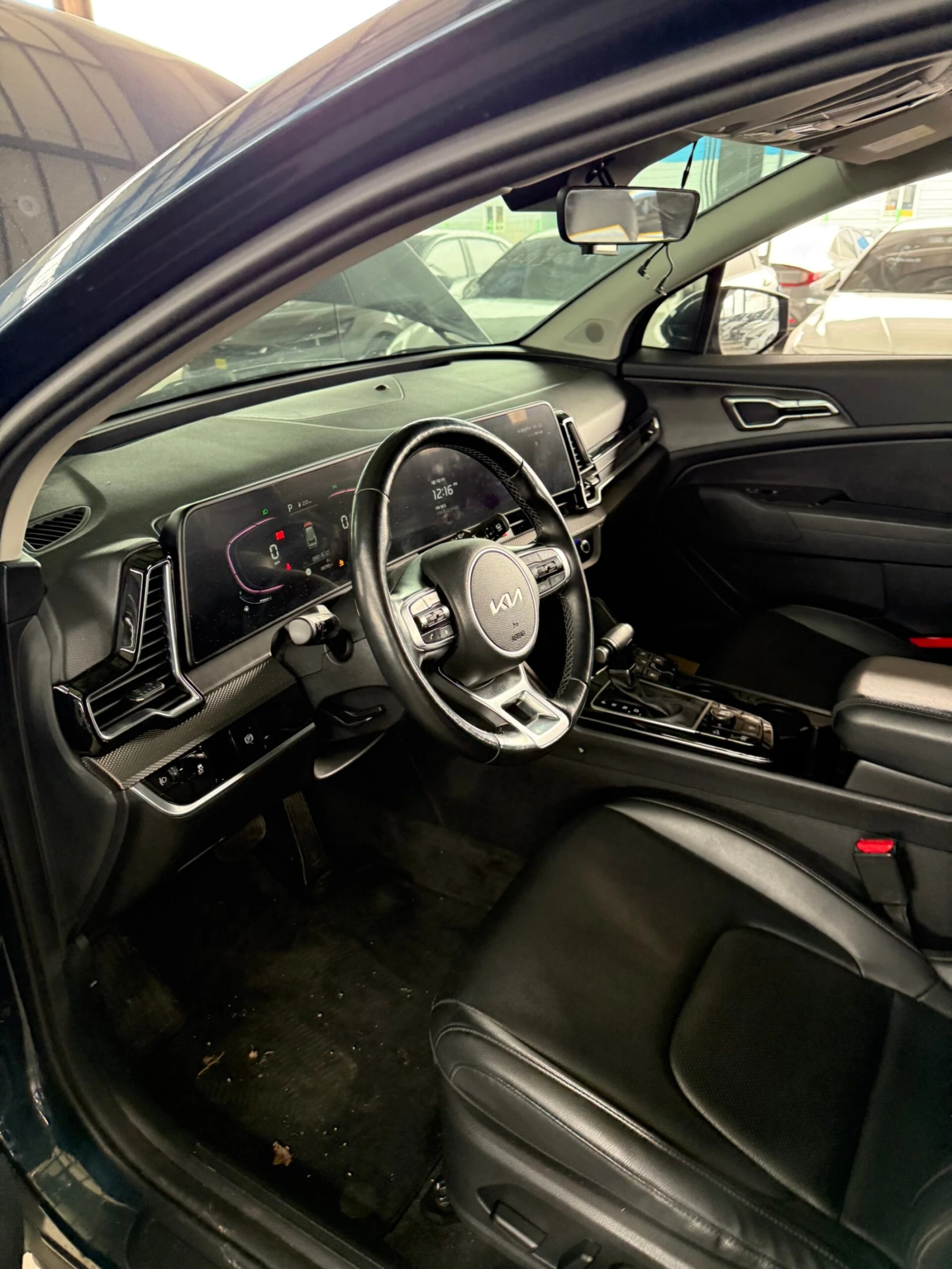 Kia Sportage 2.0 CRDI - OЧАКВАН ВНОС, снимка 3 - Автомобили и джипове - 54619600