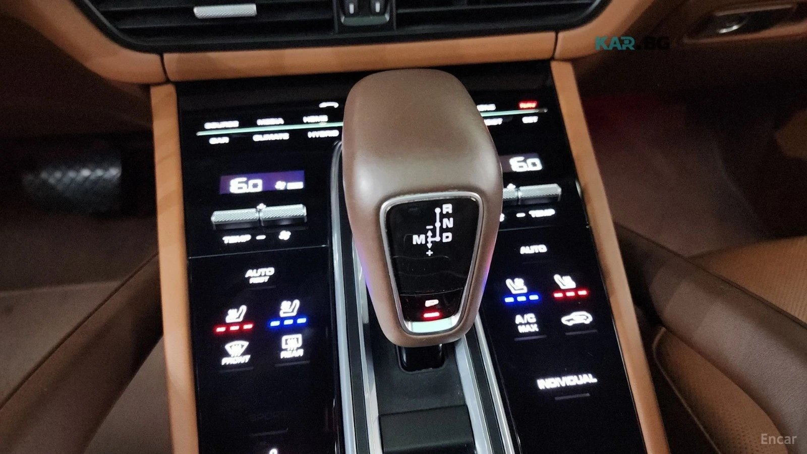 Porsche Cayenne * 3.0E-Hybrid* ПОДГРЕВ* ОБДУХВАНЕ* 360* ПАНОРАМА* , снимка 9 - Автомобили и джипове - 54914467
