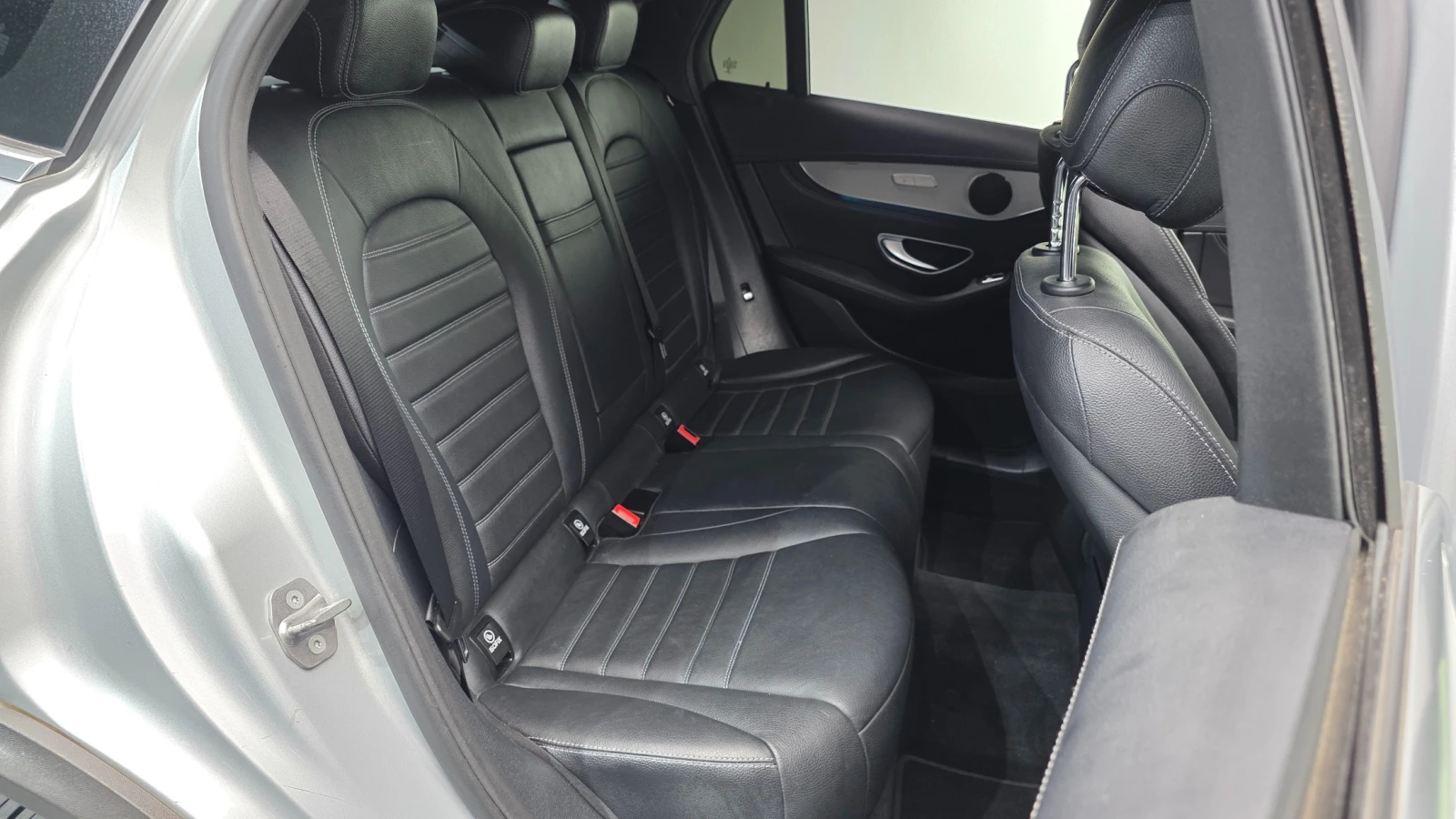 Mercedes-Benz GLC 220 2.1 4MATIC, снимка 10 - Автомобили и джипове - 55485523