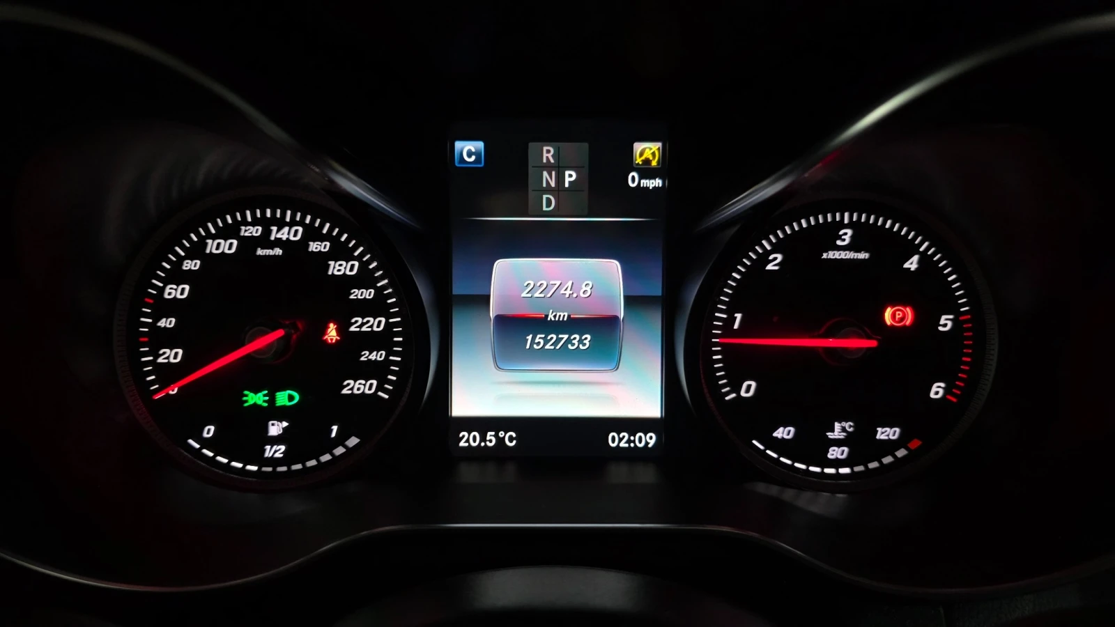 Mercedes-Benz GLC 220 2.1 4MATIC, снимка 7 - Автомобили и джипове - 55485523