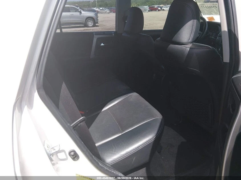 Toyota 4runner LIMITED* 4x4* ПОДГРЕВ* КАМЕРА* ШИБИДАХ* , снимка 11 - Автомобили и джипове - 55540334