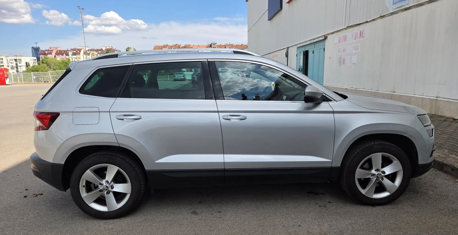 Skoda Karoq Edition, снимка 4 - Автомобили и джипове - 55948873