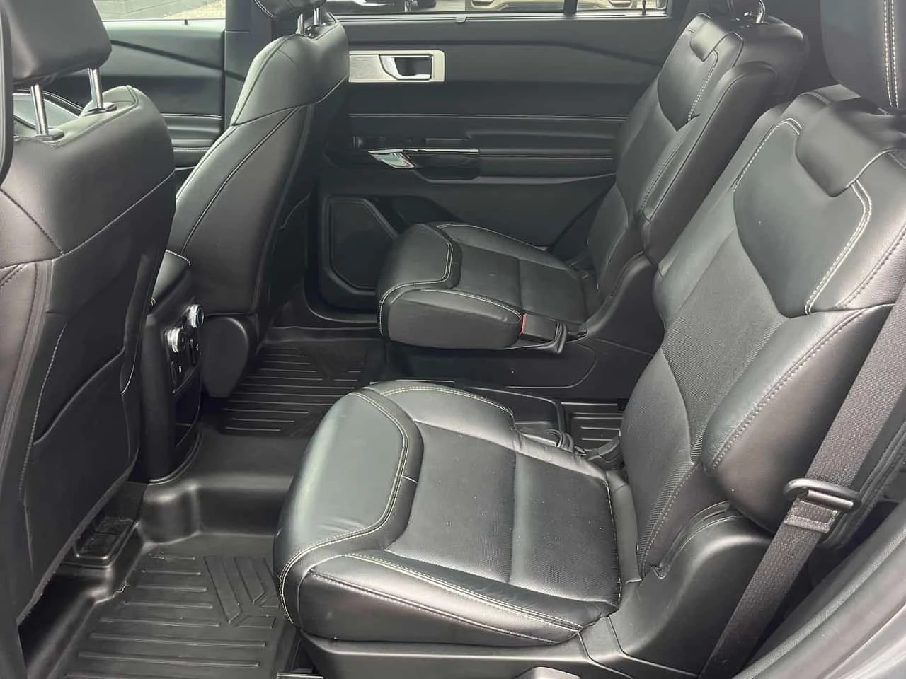 Ford Explorer * ST * CARFAX * АВТОКРЕДИТ* , снимка 12 - Автомобили и джипове - 56182394