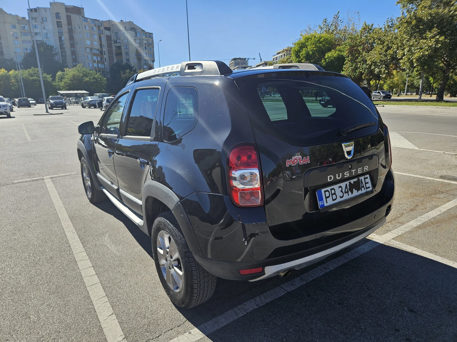 Dacia Duster Газ/бензин 1.6, снимка 7 - Автомобили и джипове - 56351386