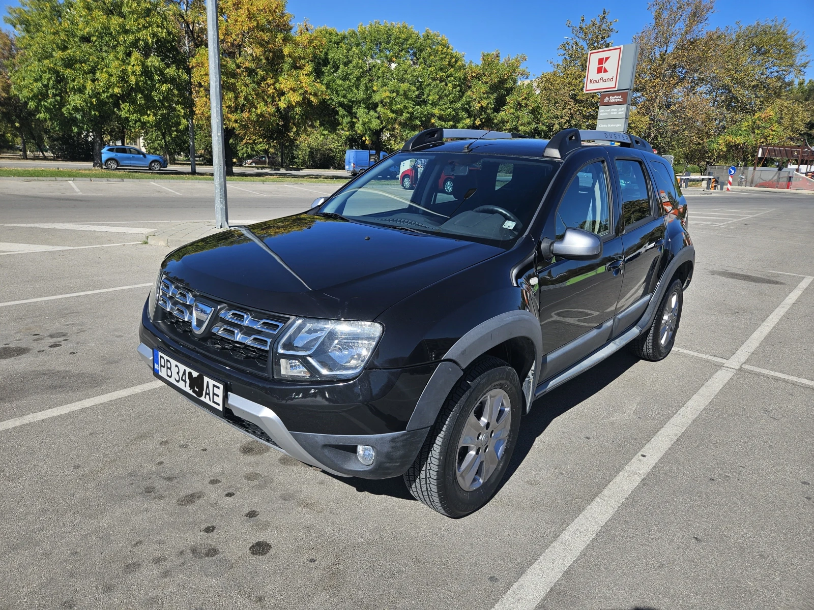 Dacia Duster Газ/бензин 1.6, снимка 2 - Автомобили и джипове - 56351386