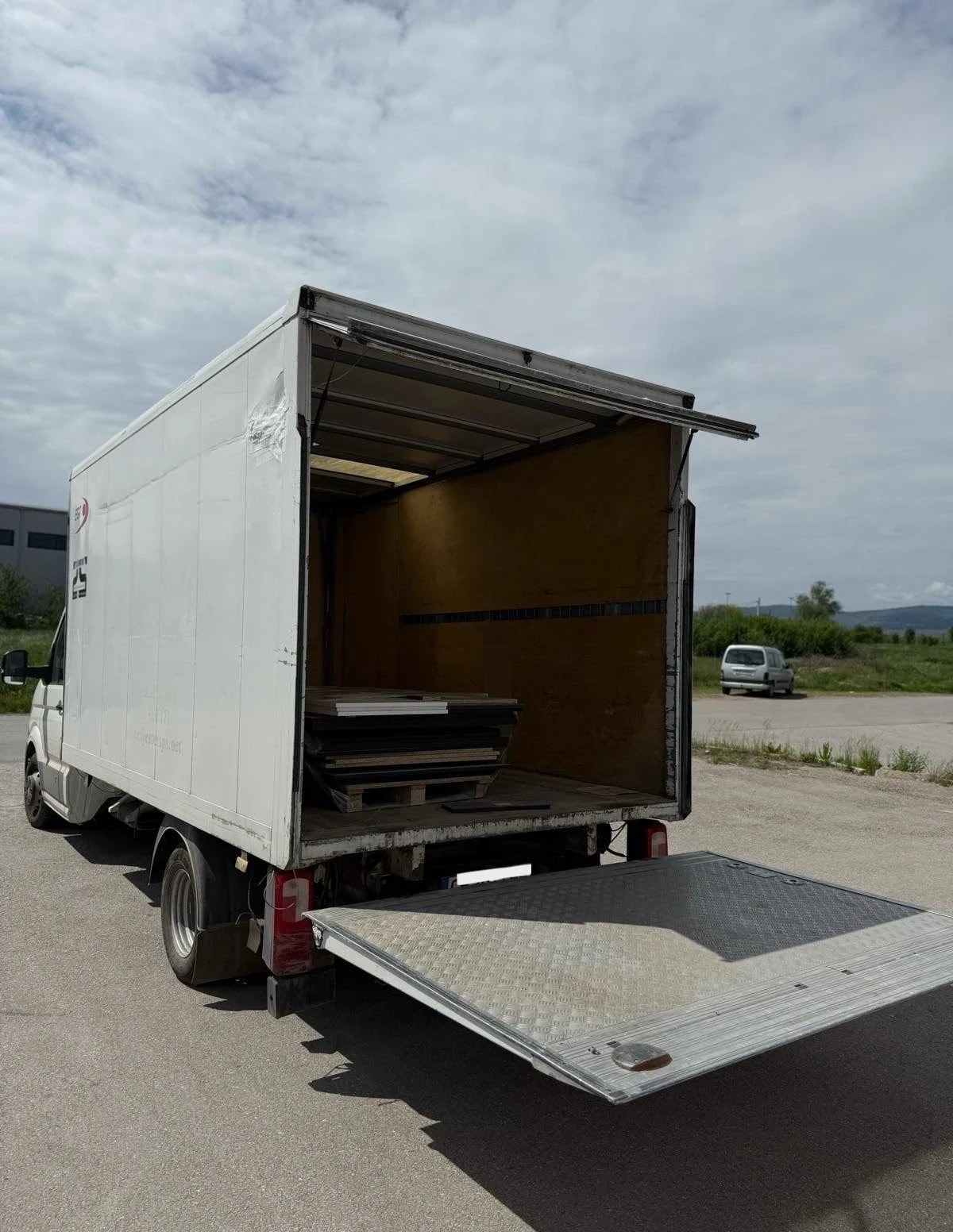 VW Crafter ПЕРФЕКТНО СЪСТОЯНИЕ /ПАДАЩ БОРД - изображение 6