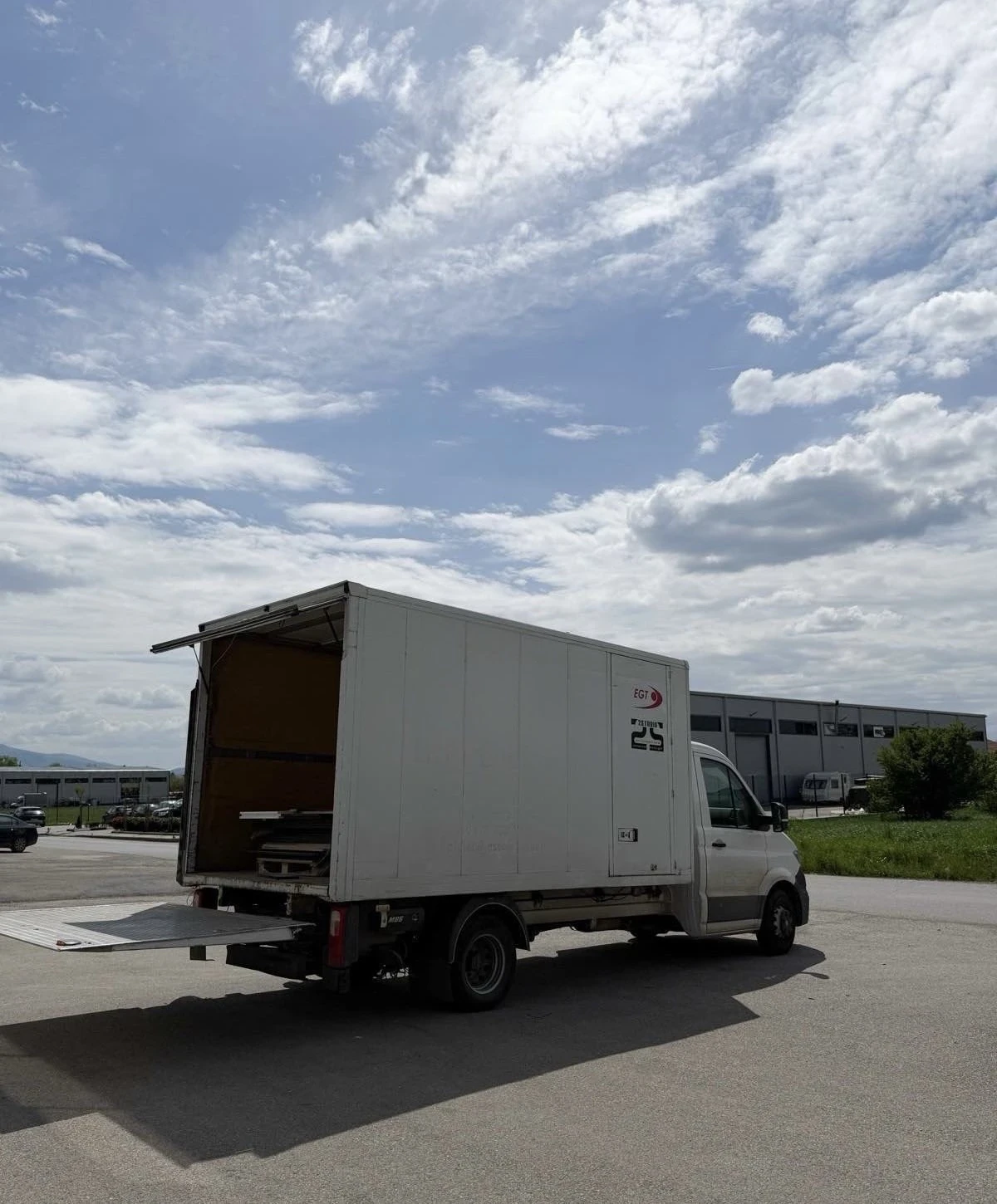 VW Crafter ПЕРФЕКТНО СЪСТОЯНИЕ /ПАДАЩ БОРД - изображение 5