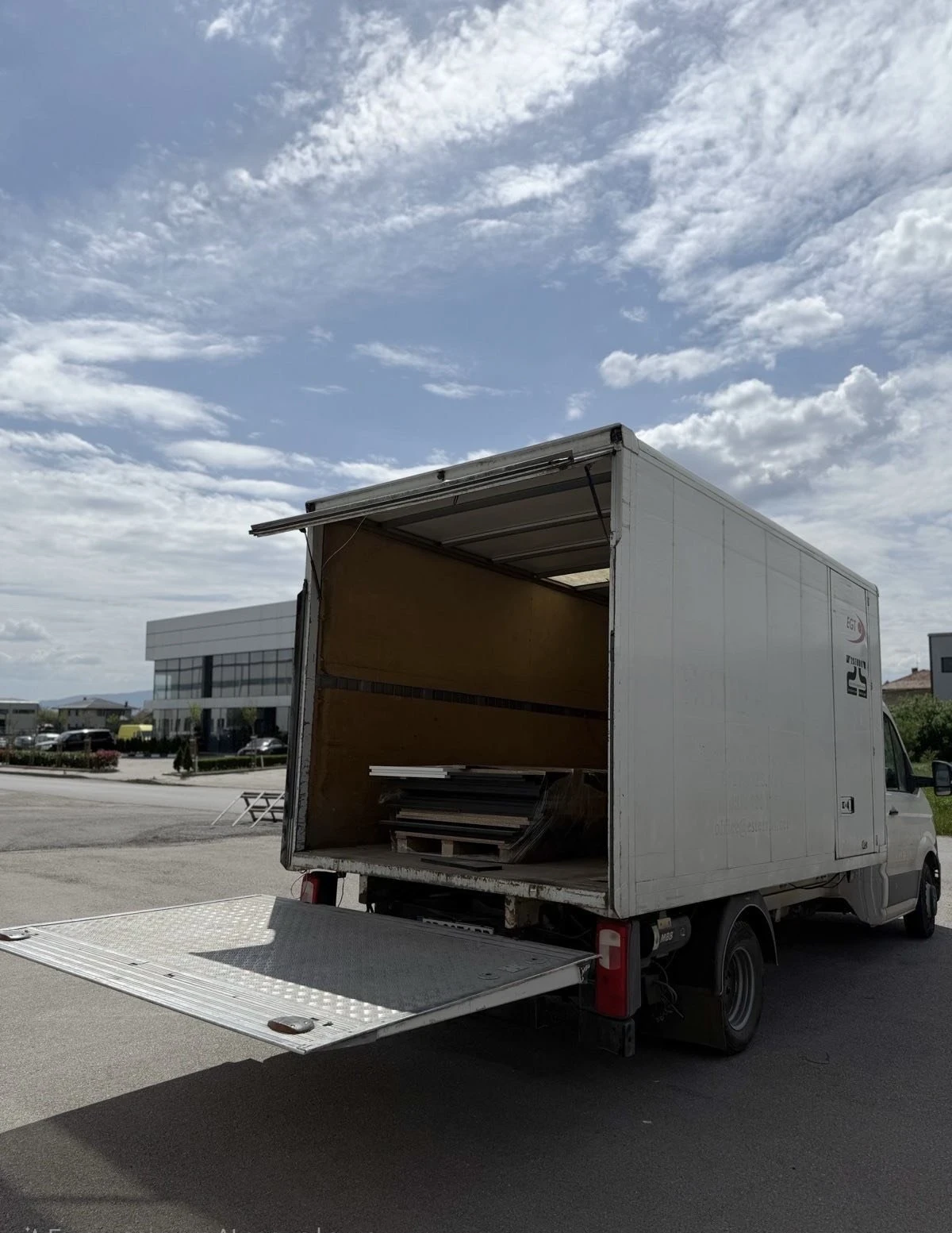 VW Crafter ПЕРФЕКТНО СЪСТОЯНИЕ /ПАДАЩ БОРД - изображение 7