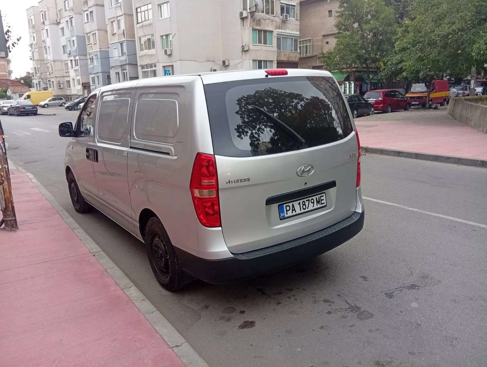 Hyundai H1, снимка 2 - Бусове и автобуси - 54652111