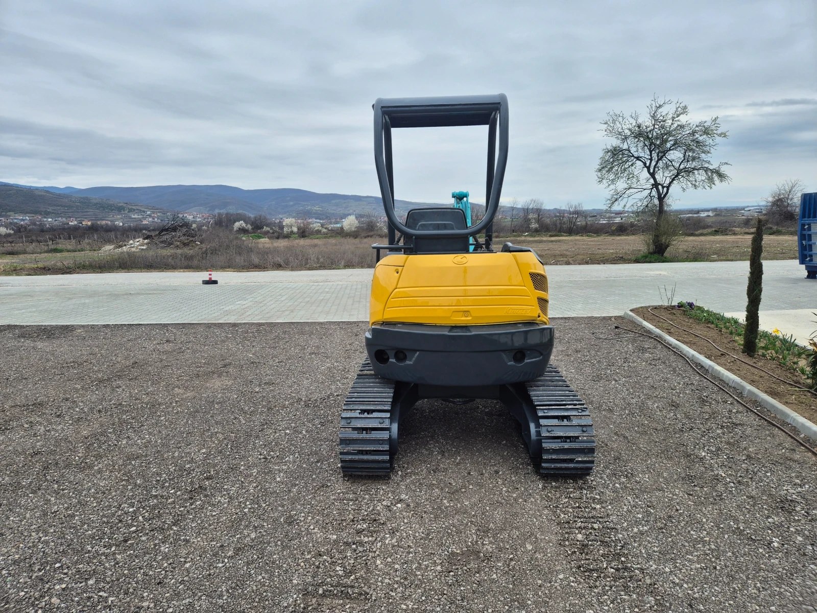 Багер Kubota U-25-3S / 2.5 тона / ДЖОЙСТИЦИ / НАЛИЧЕН !, снимка 4 - Индустриална техника - 53949115