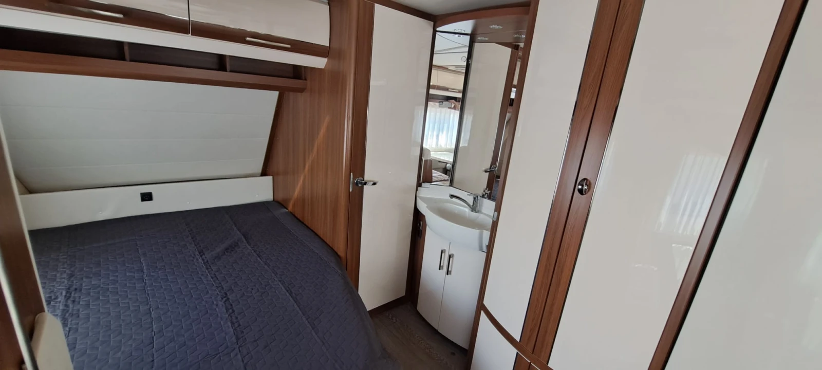 Каравана Hobby 660 VIP - изображение 6