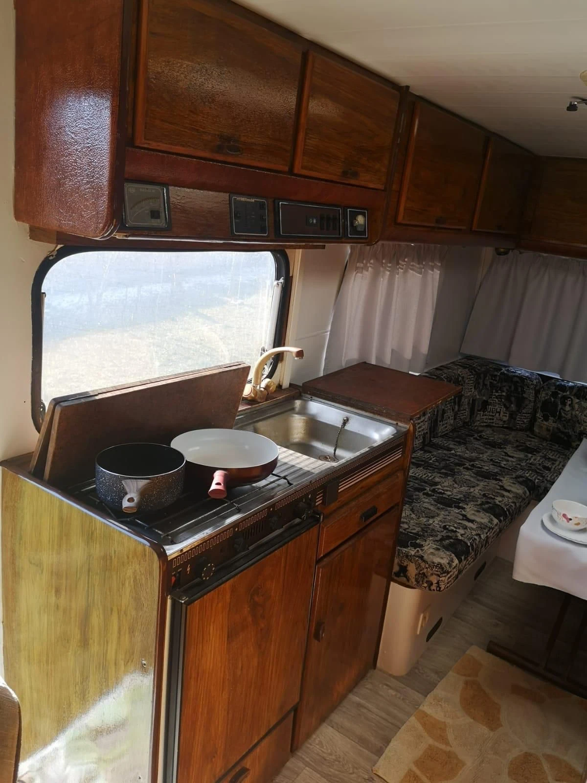 Кемпер Mercedes-Benz HYMER 2.3, снимка 10 - Каравани и кемпери - 55130808
