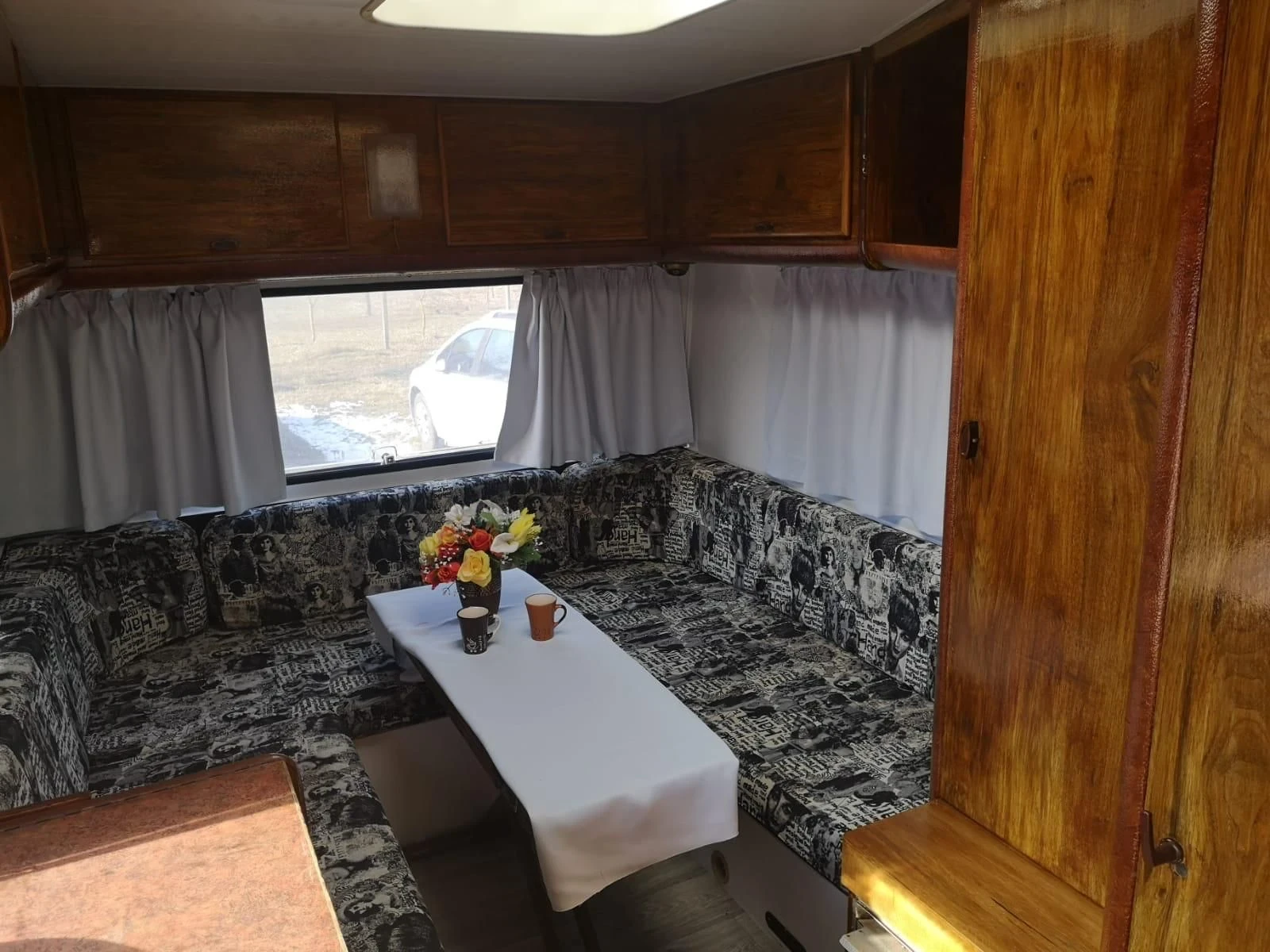 Кемпер Mercedes-Benz HYMER 2.3, снимка 9 - Каравани и кемпери - 55130808