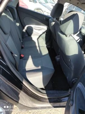 Ford Fiesta 1.4i, снимка 11