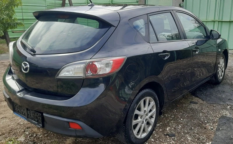 Mazda 3 1.6, снимка 4 - Автомобили и джипове - 46998108