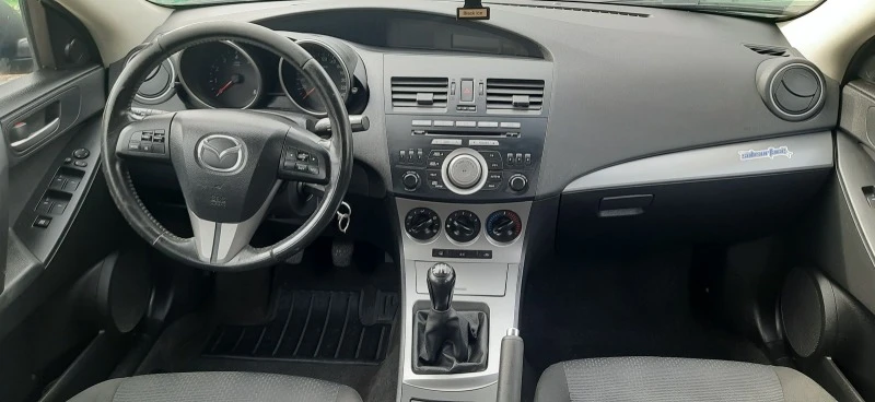 Mazda 3 1.6, снимка 5 - Автомобили и джипове - 46998108