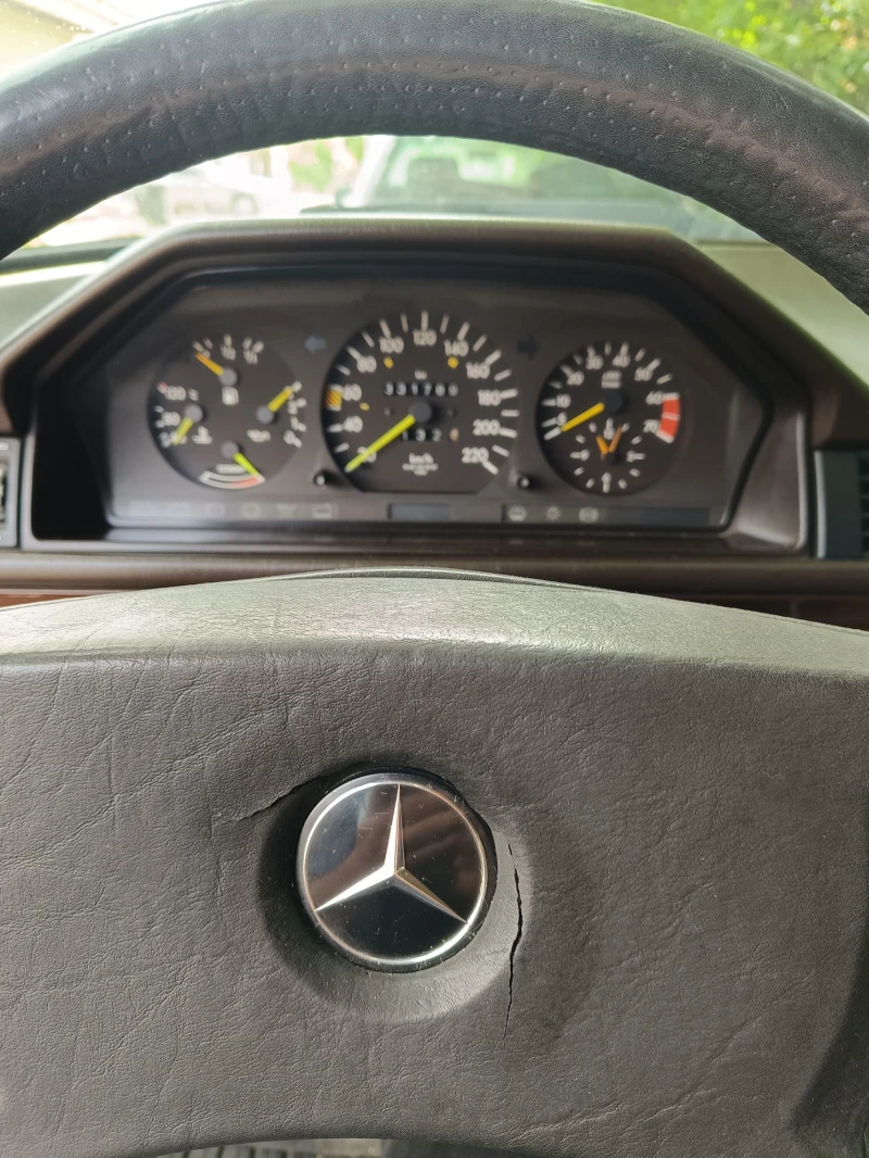 Mercedes-Benz 230, снимка 9 - Автомобили и джипове - 47525016